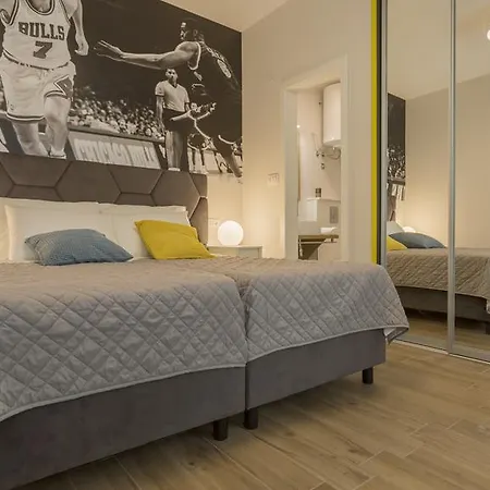 Hall Apart&rooms 3*