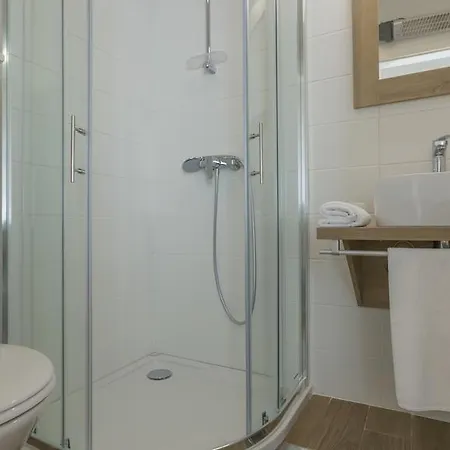 Hall Apart&rooms 3* Спліт